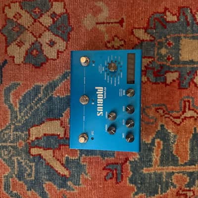 Strymon Mobius 2012 - Present - Blue image 1