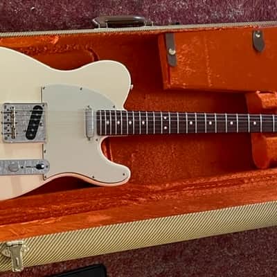Fender American Professional Telecaster 2017 - Olympic White image 10