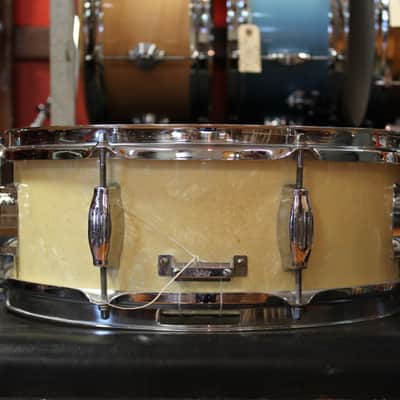 1960's Camco Orchestra Tuxedo Snare Drum in White Marine Pearl 5"x14" image 2