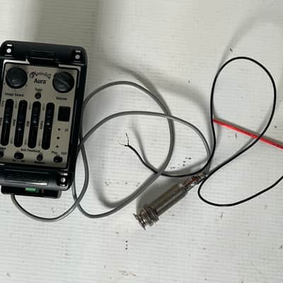 Martin Fishman Onboard Aura preamp & Pickup - New image 3