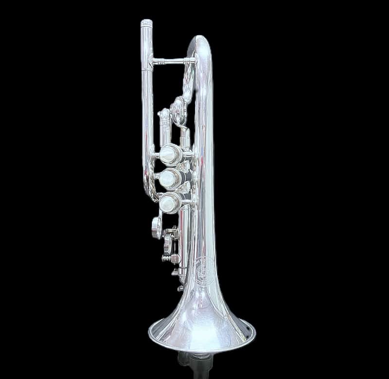 Besson Boosey & Hawkes Sovereign Cornet • Silver-Plated Eb image 1