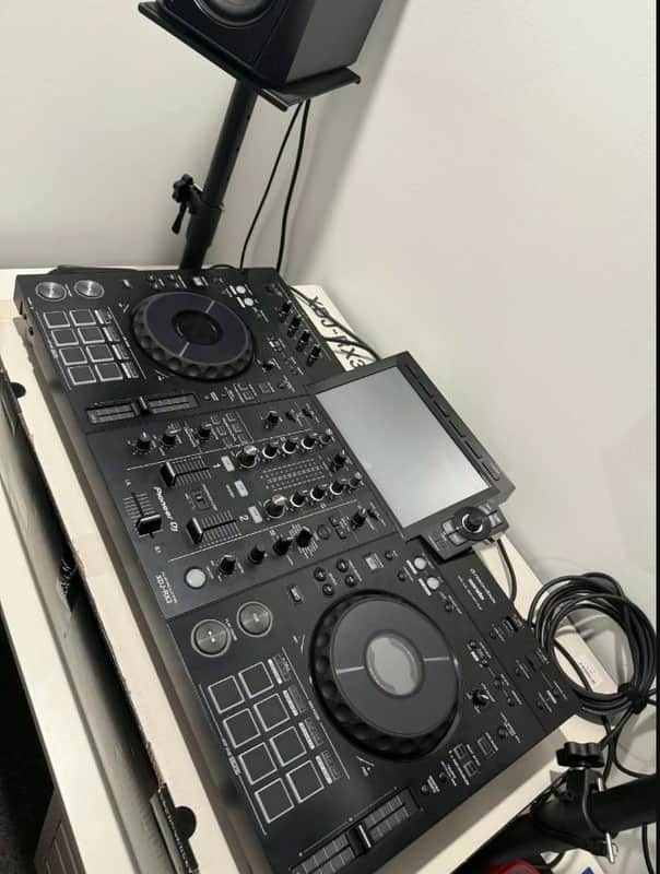 Immagine Pioneer XDJ-RX3 All-In-One DJ System - 1