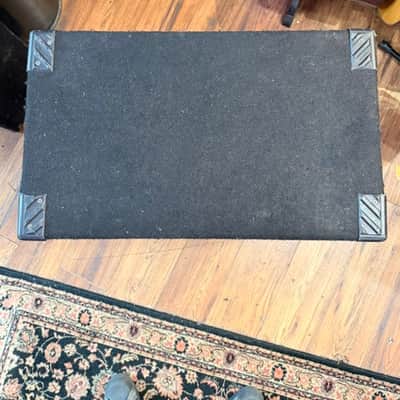 Hartke VX Series VX410 4x10 Bass Speaker Cabinet w/ HF Horn - 300W image 8