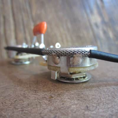Les Paul Junior Tribute DC '50s Wiring Kit | CTS 550K Custom Audio Taper Pots, Orange Drop 225P Cap image 7