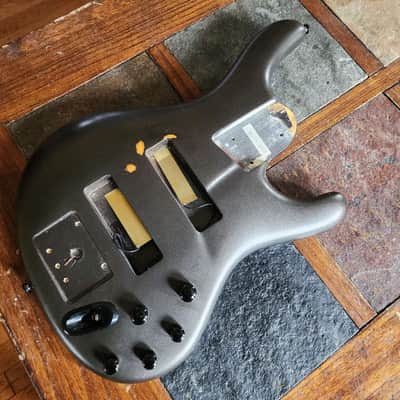 Ibanez Ergodyne bass body 4 EDB 600 '03 - pewter gray image 1