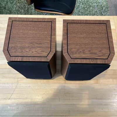BIC DV52si Bookshelf Speakers image 6