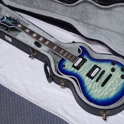 Dean Thoroughbred Select Quilt Top electric guitar Ocean Burst - Trans Blue w/ Case image 1
