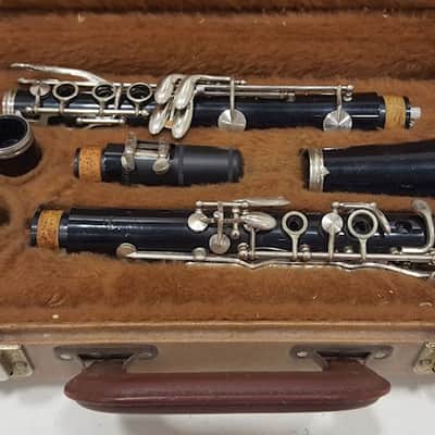 Yamaha YCL-24 Bb Clarinet with case, good condition, made in Japan