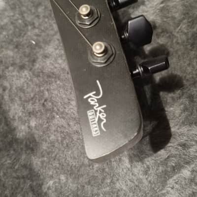 Parker Fly Deluxe Vibrato 1998 - 2000 - Heather Gray image 18