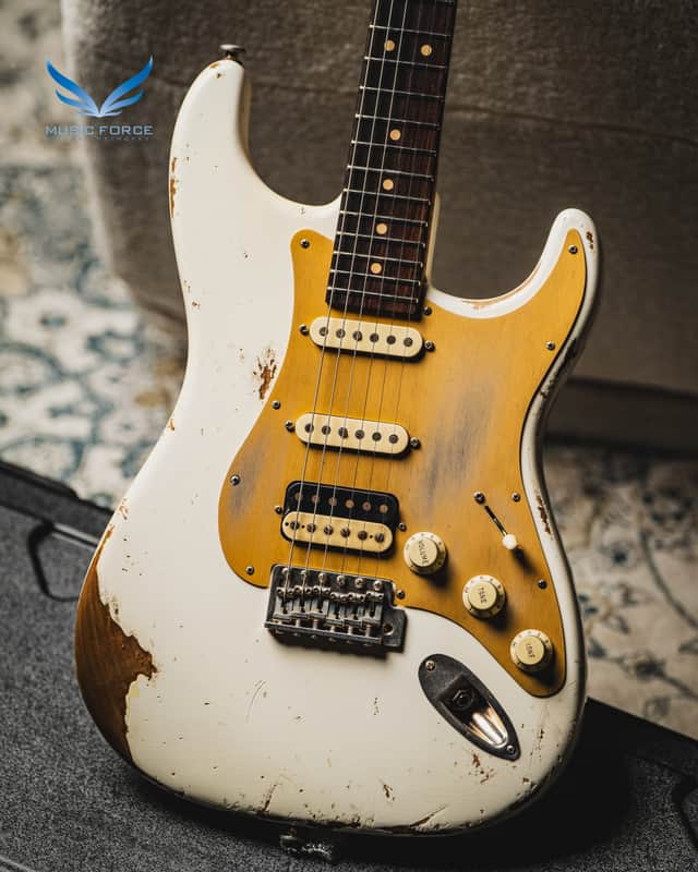 Luxxtone Choppa S Heavy Aging HSS-Olympic White w/Gold Anodized Pickguard & Roasted Flame Maple Neck image 1