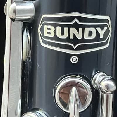 Bundy By Selmer Resonite Clarinet W/ Hybrid Case (Non-Functional) - Black image 3