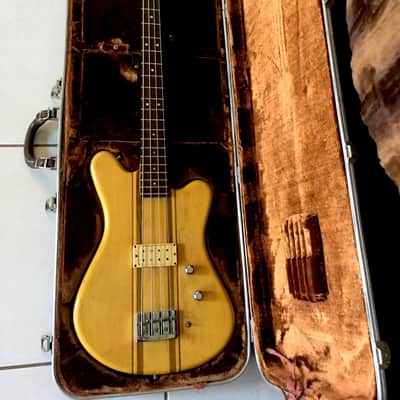 Martin EB-18 Solid Body Electric Bass 1980 Natural image 11