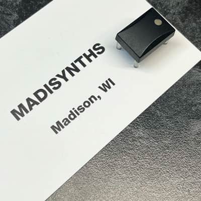 ORIGINAL E-MU Systems Button (Large Windowed) for XK-6/MK-6/PK-6, Proteus-2500, Ensoniq Halo