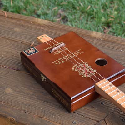 Cigar box guitar, 3-string guitar, cbg image 5