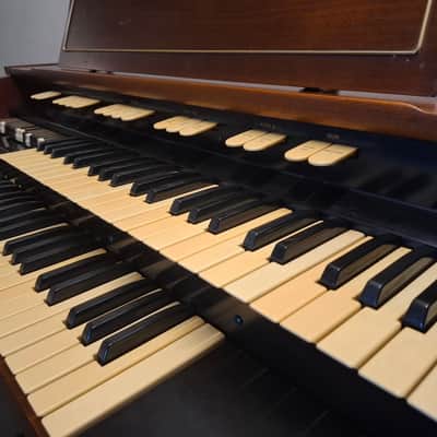 1966 Hammond L-111 Tonewheel Organ image 4