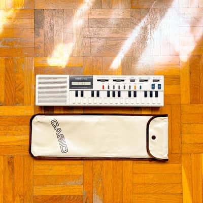 Vintage CASIO VL-1 VL Tone keyboard Classic RETRO synth made in Japan in 1984! With original leather case! Batteries included! image 1