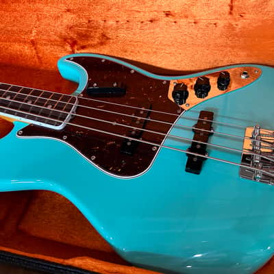 Fender  AV II 1966 Jazz Bass - Seafoam Green /8lbs. 14.8oz. #V2320952 image 3