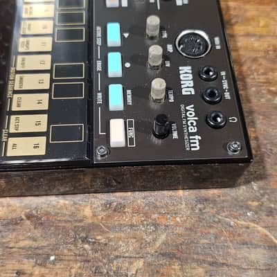 Korg Volca FM Digital FM Synthesizer/Sequencer 2016 - 2022 - Black image 4