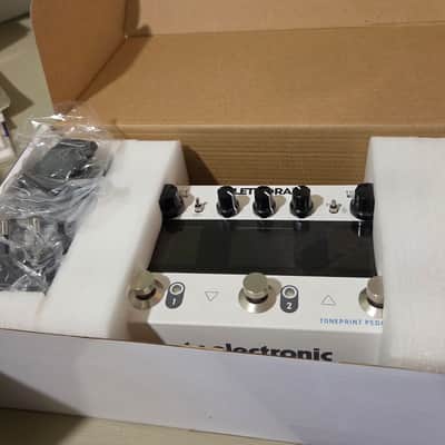 TC Electronic Plethora X3 TonePrint Multi-Effects Pedalboard 2021 - Present - White image 2