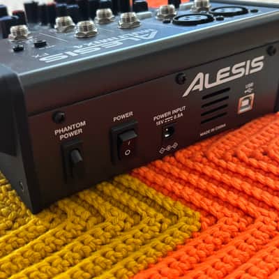 Alesis Multimix 4USBFX - Solid and Compact Interface and Mixer! - image 4