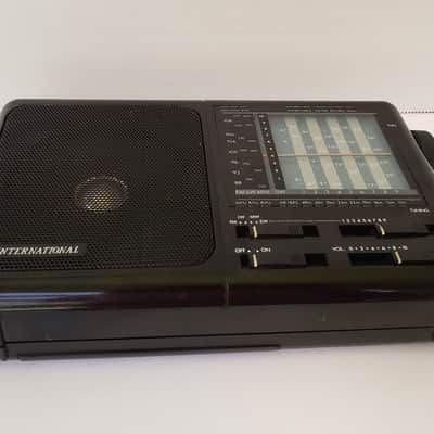 Vintage International 12 Band World Receiver Radio High Sensitivity MT-718 image 5