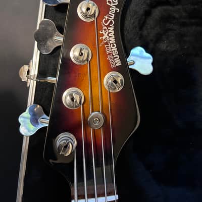 Ernie Ball Music Man StingRay 5 H with Rosewood Fretboard 1999 - 2018 - Vintage Sunburst image 4