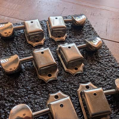 Unbranded Kluson Style No Line 3+3 Tuning Pegs With Bushing And Screws Nickel image 3