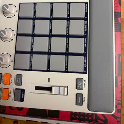 Akai MPC Sample 2025 - present - Gray - MINT image 15