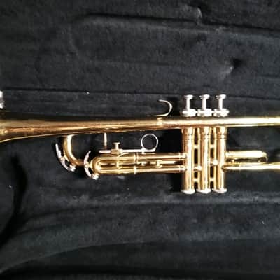 Conn Director Bb Trumpet, case/MP, USA, Very Good Condition image 4