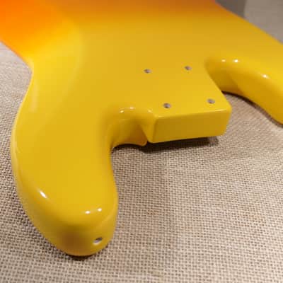 Body Tequila Sunrise Genuine 2025 Fender Player II Modified Active Jazz Bass V image 4