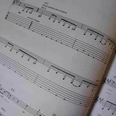 NIRVANA Nevermind Songbook Sheet Music: Guitar Recorded Versions (Hal Leonard Publishing Corp, 1993) image 4
