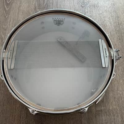 Gretsch  1962 Era Round Badge Progressive Jazz Bop Drum Set 18 Inch Bass Drum Tangerine Glass Glitter image 18