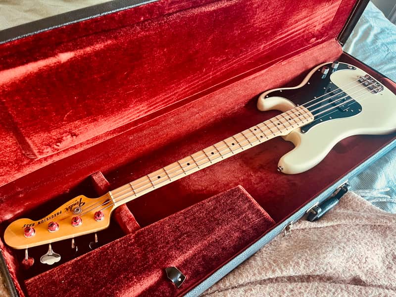 Fender Precision