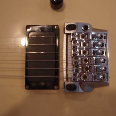 Ibanez Roadstar RS410 1985 Ivory image 15