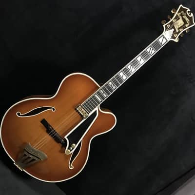 1972 Jimmy D'Aquisto New Yorker 17" Tea Burst image 2