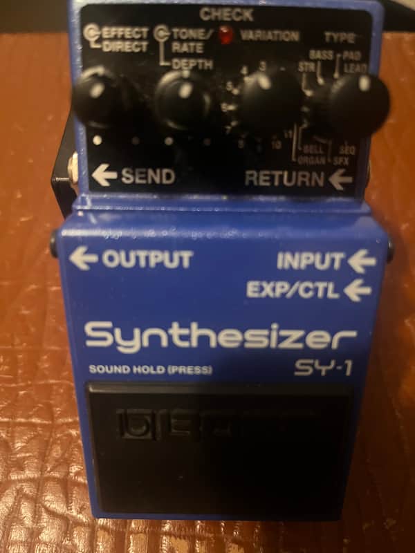 Boss SY-1 Synthesizer