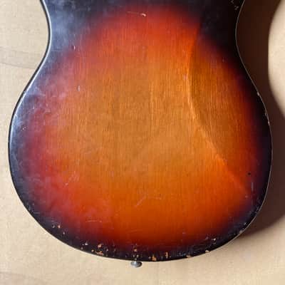 Silvertone Solid Body 60s - Sunburst image 6
