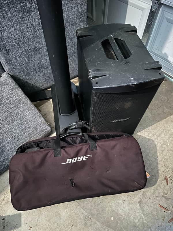 Bose L1 Model 2 Speaker with B2 Bass 2010s - Black image 1