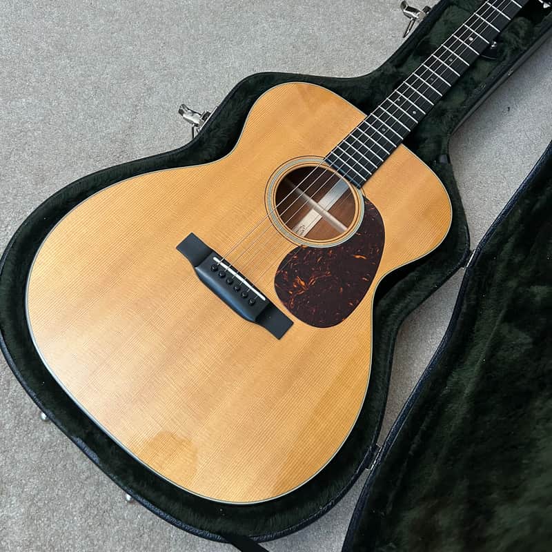 Martin Standard Series 000-18 - 2014 - Natural W/ OHSC