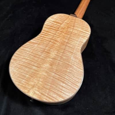 Mya-Moe Tenor Ukulele - Flamed Maple / Red Cedar image 3