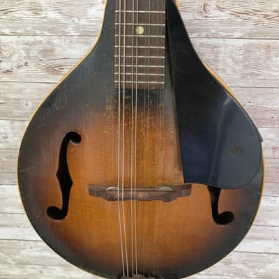 Used Gibson A-40 Mandolin Sunburst image 2