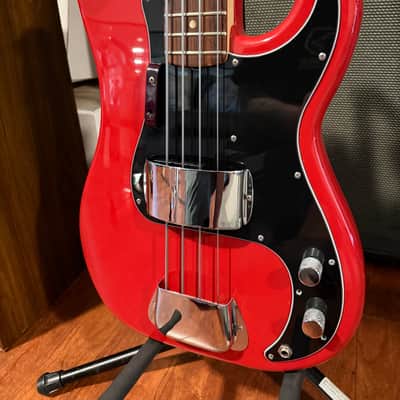 1981 Fender Precision bass with rosewood fretboard. image 3