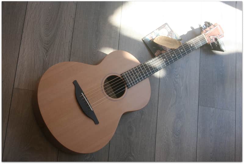 SHEERAN "W-01" by Lowden (GIGBAG) image 1