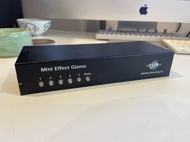 RJM Mini Effect Gizmo Owned by Jacob Tilley of Young the Giant image 1