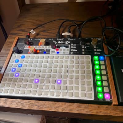 Synthstrom Audible Deluge 64-Voice Desktop Synthesizer with OLED Display 2022 - Present - Black image 3