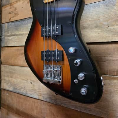 Fender Player Plus Active Meteora Bass (Pre-Owned) - 3-Color Sunburst image 5