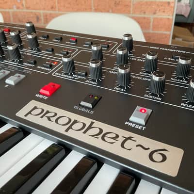 Sequential Prophet-6 49-Key 6-Voice Polyphonic Synthesizer 2018 - 2020 - Black with Wood Sides image 7