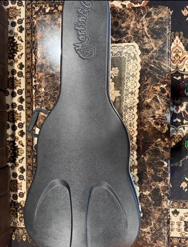 Martin D-28 2025 - Amberburst image 1