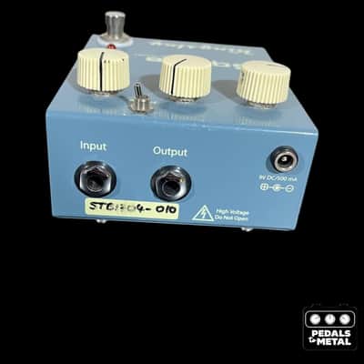 Kingsley Squire -x9562 image 4