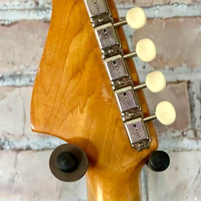 Fender Duo Sonic II 1965 - White image 10